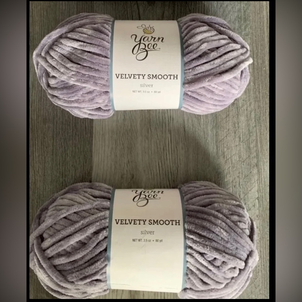 Yarn Bee Velvety Smooth Yarn- Silver- 2